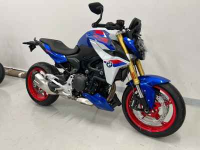 BMW F900R 2025