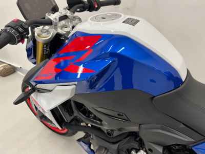 BMW F900R 2025