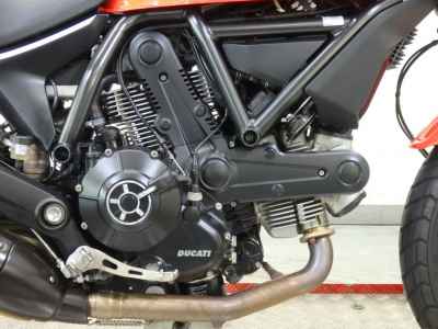 Ducati Scrambler Sixty2 2021