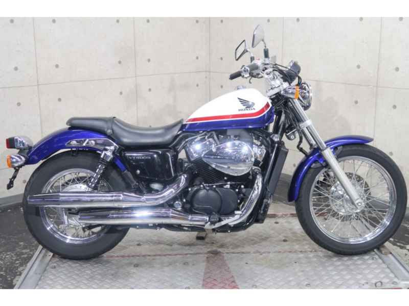 Honda VT400S 2011