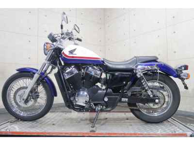 Honda VT400S 2011