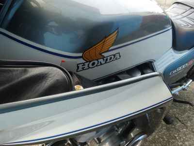 Honda CB900F 2022