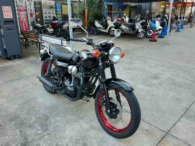 Kawasaki W800 2012
