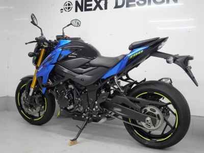Suzuki GSX-S750 2022