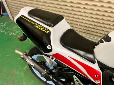 Yamaha TZR250R