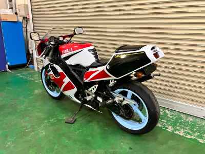 Yamaha TZR250R