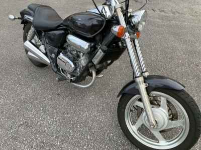Honda V- Twin Magna