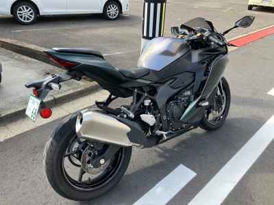 Kawasaki Ninja ZX-4R SE 2025