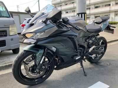 Kawasaki Ninja ZX-4R SE 2025