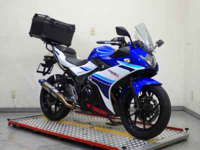 Suzuki GSX250R