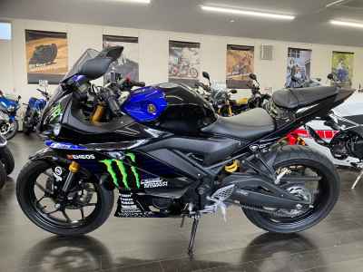 Yamaha YZF-R25