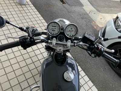Yamaha SR400 2022