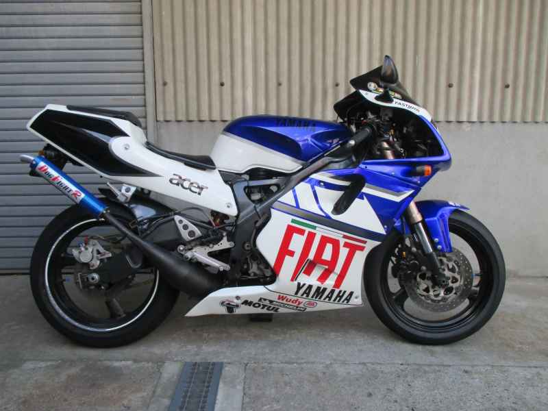 Yamaha TZR250R