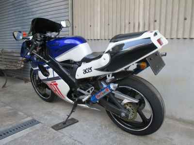 Yamaha TZR250R