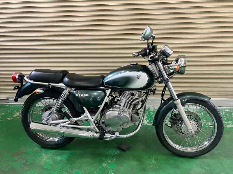 Suzuki ST250E