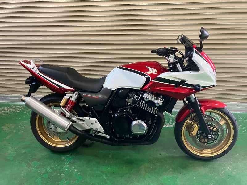 Honda CB400 Super Boldor 2006