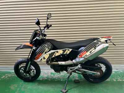 KTM 690 SMC 2011