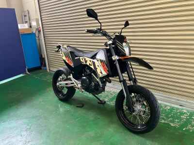 KTM 690 SMC 2011