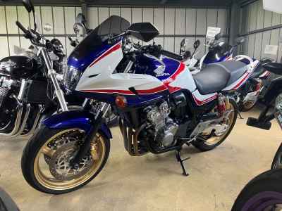 Honda CB400 Super Boldor 2009