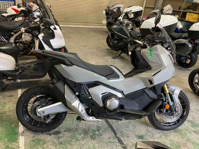 Honda X-Adv 750 2025