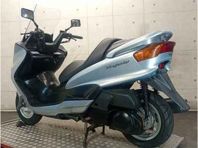 Yamaha Majesty 250