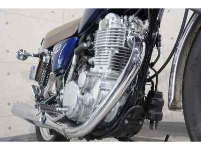 Yamaha SR400 2021