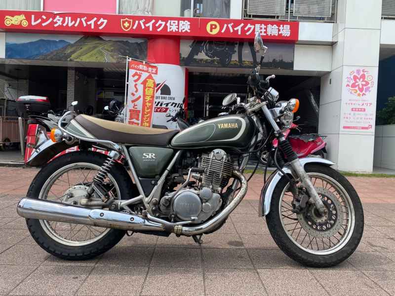Yamaha SR400 2016
