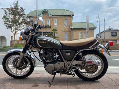 Yamaha SR400 2016