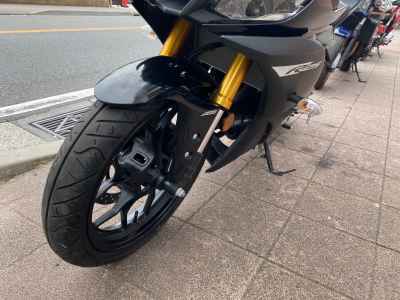 Yamaha YZF-R25