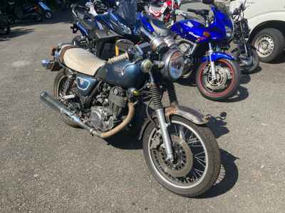 Yamaha SR400 2020