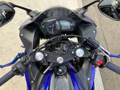 Yamaha YZF-R25