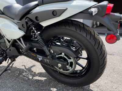 Kawasaki Eliminator 400 2023