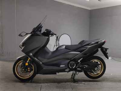 Yamaha TMAX 560 2021