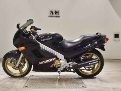 Kawasaki ZZR250