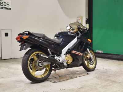 Kawasaki ZZR250