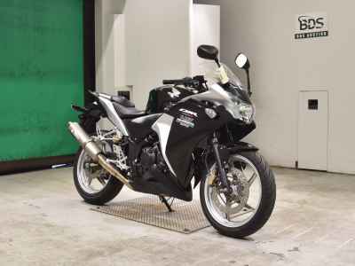 Honda CBR250R 2011