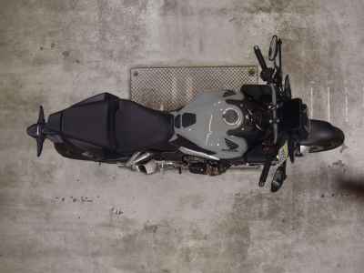 Honda CB650R E-Clutch 2024