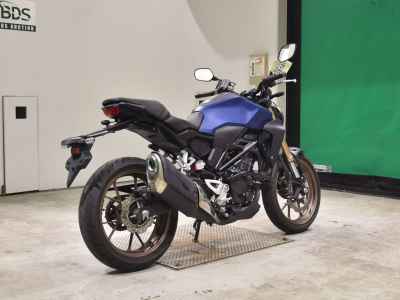 Honda CB250R 2019