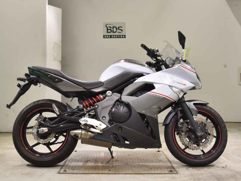 Kawasaki Ninja 400R 2014