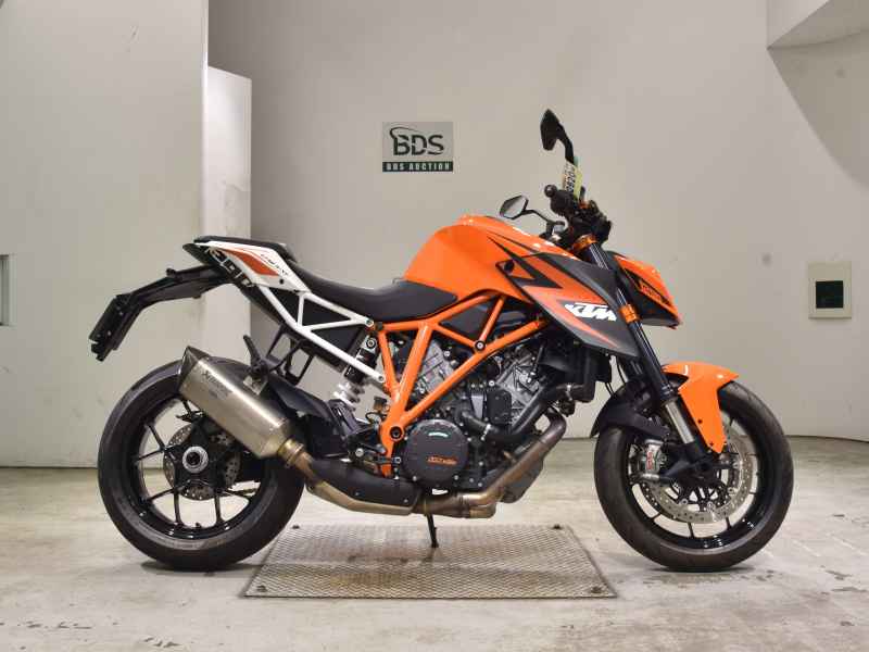 KTM 1290 Super Duke R 2016