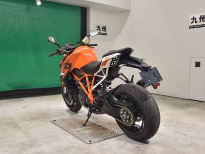 KTM 1290 Super Duke R 2016