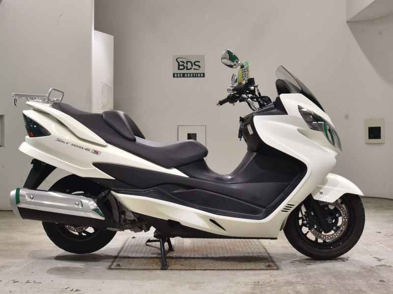 Suzuki Skywave 250S