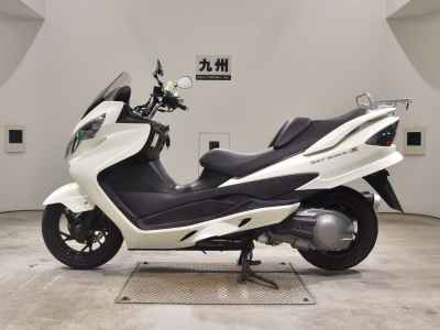 Suzuki Skywave 250S