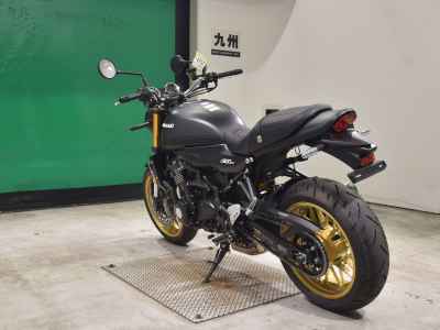 Kawasaki Z900RS SE 2025