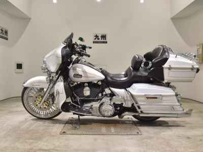 Harley-Davidson Electra Glide FLHTCU1580 2008