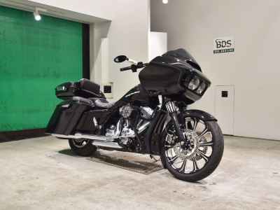 Harley-Davidson Road Glide FLTRXS1690 2015