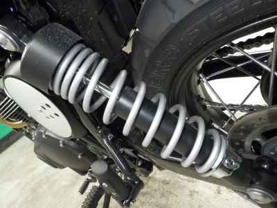 Triumph Street Scrambler 2025