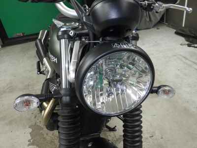 Triumph Street Scrambler 2025