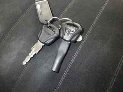 Triumph Street Scrambler 2025