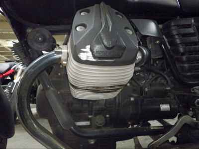 Moto Guzzi V7 Stone 2015